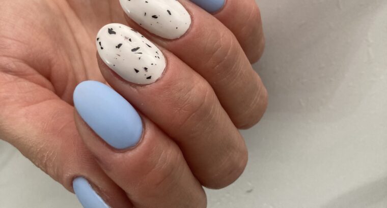 Profesional manicure and pedicure
