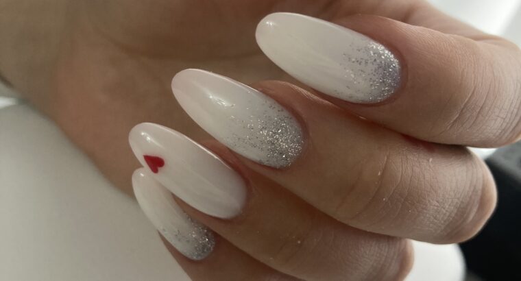 Profesional manicure and pedicure