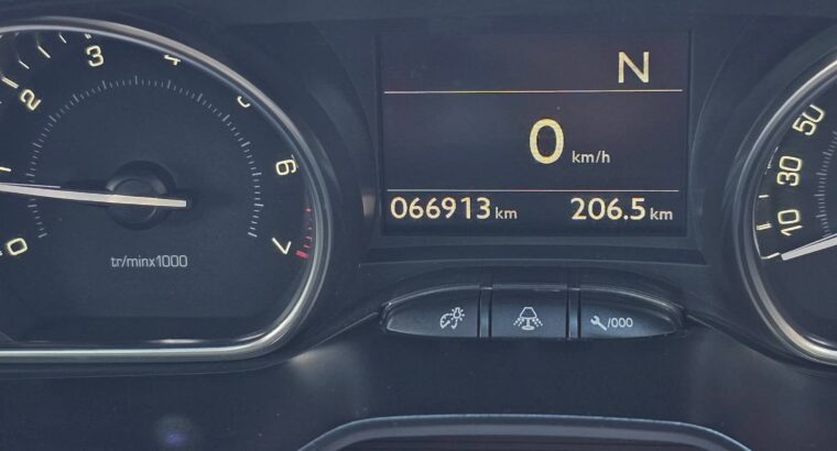 Peugeot 2008 Automatic 2014
