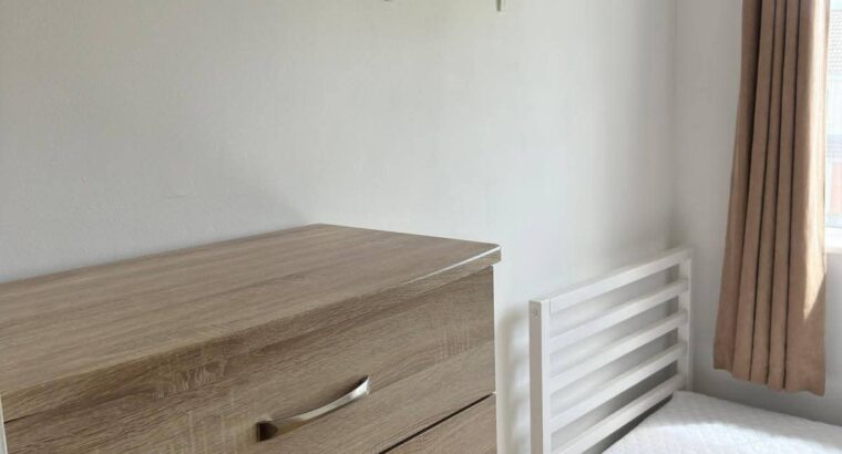 Сдаётся single room в районе Tallaght, D24....