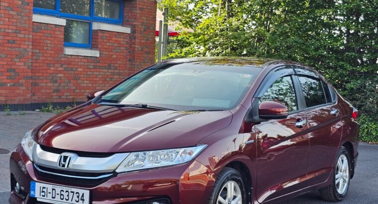 Honda Grace 2015
