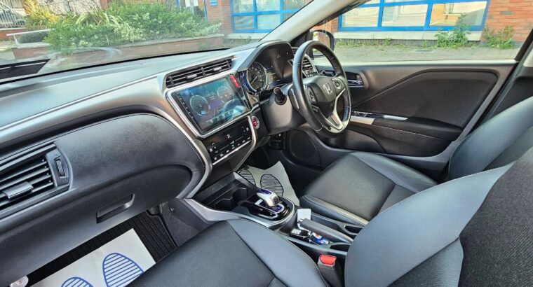 Honda Grace 2015