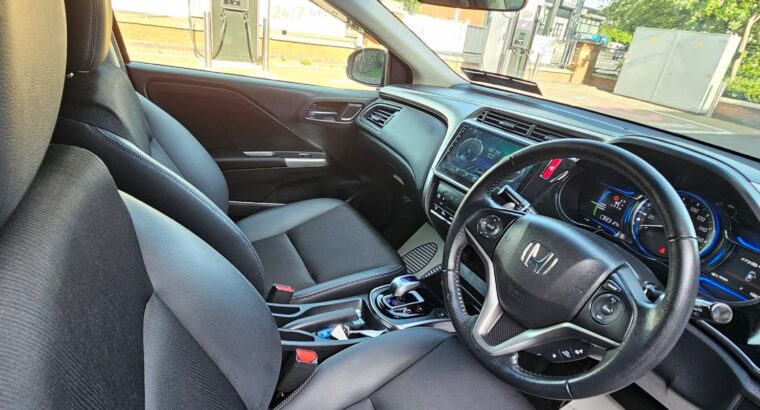 Honda Grace 2015