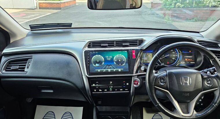 Honda Grace 2015