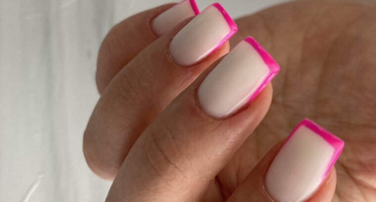 Profesional manicure & pedicure