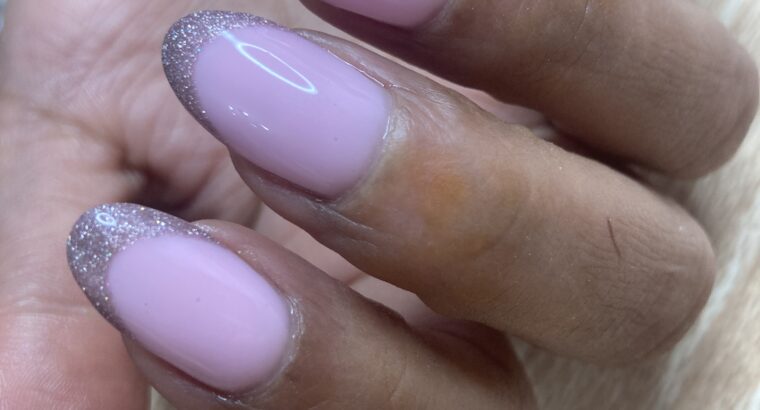 Profesional manicure & pedicure
