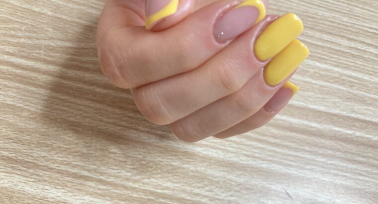 Profesional manicure & pedicure