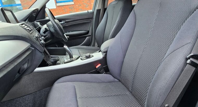BMW 1-Series 116 i 2012,