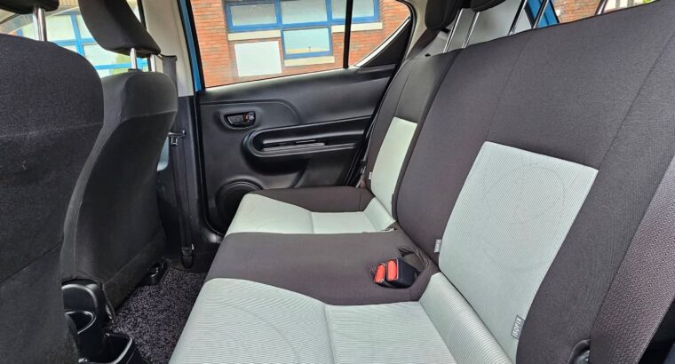 TOYOTA AQUA 2014, Low mileage, 1.5 Hybrid Automatic