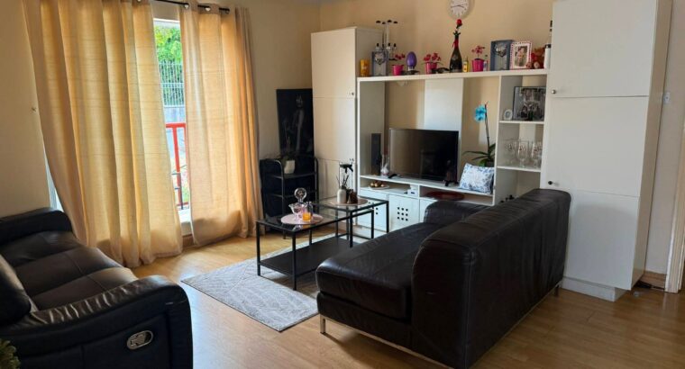 Room to Rent for a Couple or Single Person – Dublin 17