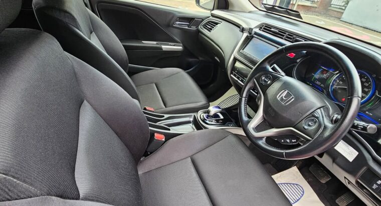 Honda Grace 2015 – 1.5 Hybrid Automatic – 78,490 km