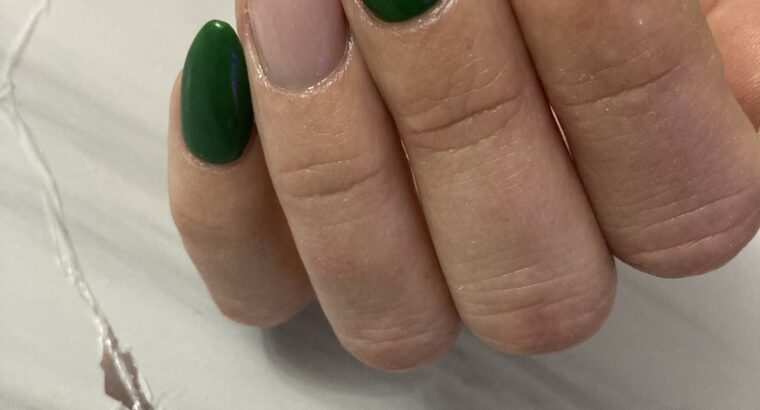 Professional Manicure & Pedicure Services
