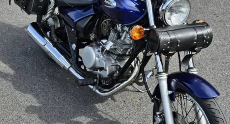 2006 Kawasaki Eliminator 125cc 9275 genuine miles.
